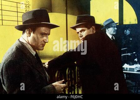 1949, Film Title: UNDERCOVER MAN, Director: JOSEPH H LEWIS, Studio: COLUMBIA, Pictured: GLENN FORD, BARRY KELLEY. (Credit Image: SNAP) Stock Photo