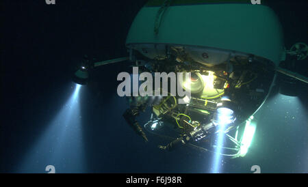 Mar 31, 2003; Hollywood, CA, USA; Dive sub from the family documentary ''Ghosts of the Abyss'' directed by James Cameron. Stock Photo