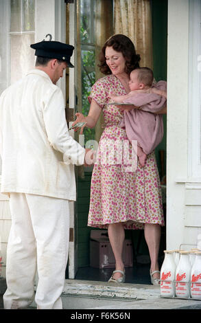 RELEASE DATE: September 28, 2005. MOVIE TITLE: The Prize Winner of Defiance Ohio. STUDIO: ImageMovers. PLOT: In order to support her ten children, Evelyn Ryan (Moore) enters a commercial jingle-writing contest. Based on a true story. PICTURED: JULIANNE MOORE stars as Evelyn Ryan. Stock Photo