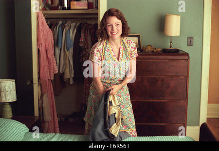 RELEASE DATE: September 28, 2005. MOVIE TITLE: The Prize Winner of Defiance Ohio. STUDIO: ImageMovers. PLOT: In order to support her ten children, Evelyn Ryan (Moore) enters a commercial jingle-writing contest. Based on a true story. PICTURED: JULIANNE MOORE stars as Evelyn Ryan. Stock Photo