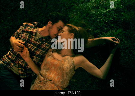 RELEASE DATE: September 26, 2014 TITLE: The Disappearance Of Eleanor Rigby: Them STUDIO: Unison Films DIRECTOR: Ned Benson PLOT: The story of a new York couple's relationship PICTURED: JESSICA CHASTAIN as Eleanor Rigby and JAMES MCAVOY as Conor Ludlow (Credit: c Unison Films/Entertainment Pictures) Stock Photo
