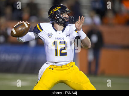 Bowling Green, Ohio, USA. 17th Nov, 2015. Toledo quarterback Phillip Ely (12) passes the ball during NCAA football game action between the Toledo Rockets and the Bowling Green Falcons at Doyt L. Perry Stadium in Bowling Green, Ohio. Toledo defeated Bowling Green 44-28. John Mersits/CSM/Alamy Live News Stock Photo