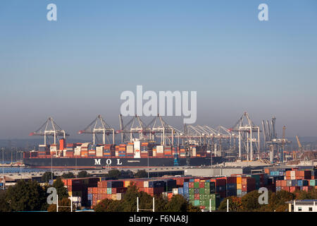 Mol Quartz container ship pictured in Southampton Container Port, DP World, Southampton Docks Stock Photo