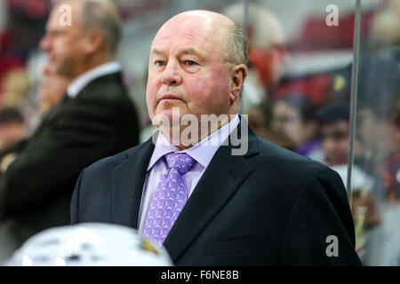 Raleigh, North Carolina, USA. 16th Nov, 2015. Anaheim Ducks head coach Bruce Boudreau during the NHL game between the Anaheim Ducks and the Carolina Hurricanes at the PNC Arena. © Andy Martin Jr./ZUMA Wire/Alamy Live News Stock Photo