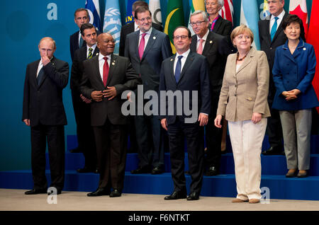 FILE - An archive picture dated 15 November 2014 shows the G20 head of states during the G20 Summit in Brisbane, Australia. Russian President Vladimir Putin (L-R), President of South Africa Jacob Zuma, French President Francois Hollande, German Chancellor Angela Merkel (CDU) . Photo: Kay Nietfeld/dpa Stock Photo