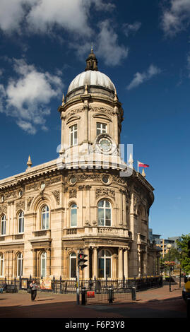 UK, England, Yorkshire, Hull, Carr Lane, Victoria Square, Maritime Museum clock tower Stock Photo