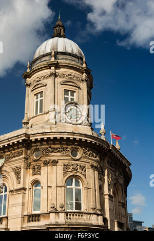 UK, England, Yorkshire, Hull, Carr Lane, Victoria Square, Maritime Museum clock tower Stock Photo