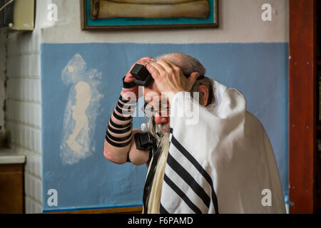 Tefillin hi-res stock photography and images - Alamy