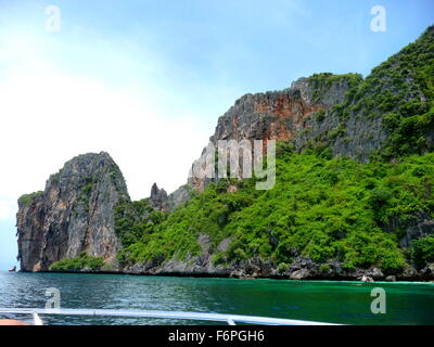 Speed boat tour from Phuket to Phi Phi island on the Andaman Sea, Thailand Stock Photo