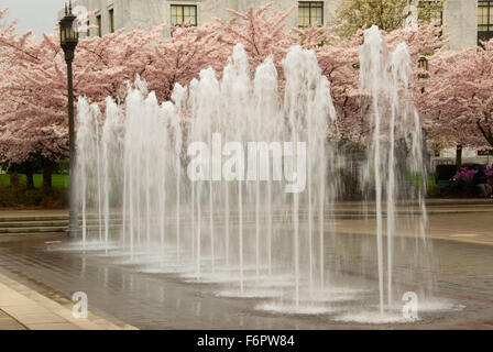 Fountain, Oregon State Capitol grounds, Salem, Oregon Stock Photo