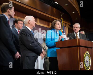 Washington DC, USA. 19th November, 2015. U.S. Senator Dianne Feinstein joined by other Democrats discusses their opposition to tighter restrictions on Syrian refugees coming to the U.S. during a press conference on Capitol Hill November 19, 2015 in Washington, DC.  Earlier the Republican controlled House passed a bill halting Syrian refugees until they undergo a more stringent vetting process following the Paris attacks. Stock Photo