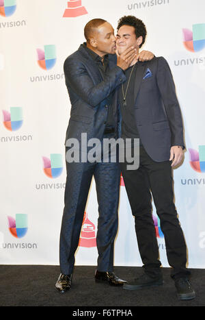 Las Vegas, Nevada, USA. 19th Nov, 2015. Actor WILL SMITH and son TREY SMITH pose in the press room during the 2015 Latin Grammy Awards at the MGM Grand. Credit:  Marcel Thomas/ZUMA Wire/Alamy Live News Stock Photo