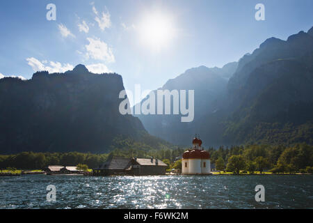 Baroque style pilgrimage church St Bartholomae, Watzmann east wall in the background, Koenigssee, Berchtesgaden region, Berchtes Stock Photo