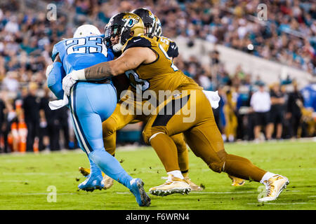 Tennessee Titans defensive tackle David Howard (67) is shown during NFL  football training camp on Tuesday, Aug. 3, 2010, in Nashville, Tenn. (AP  Photo/Mark Humphrey Stock Photo - Alamy