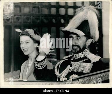 1954 - Haile Selassie At The Palace. Emperor Of Ethiopia Arrives For State Visit. H.M The Queen, The Duke Of Edinnurgh and otjer members of the Royal Family, were at Victoria station, London this afternoon to welcome the Emperor Haile Selassie of Ethiopia, on his arrival for a three-day State visit. The Emperor, who is accompanied by his son, The Duke of Harar, travelled from Malta in the Royal Navy cruiser HMS Gambia and was met at Portsmouth by the Duke of Gloucester, who accompanied him to London. During his State visit he is staying at Buckingham Palace as the guest of the Queen and will a Stock Photo