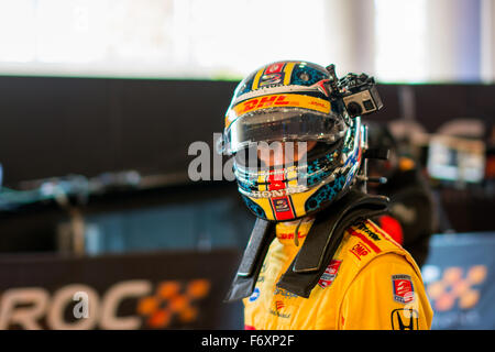 London, UK. 21st Nov, 2015. 2014 Indianapolis 500 winner Ryan Hunter-Reay of United States during ROC Driver Warm-up at The Stadium at Queen Elizabeth Olympic Park on November 21, 2015 in LONDON, UNITED KINGDOM (Photo by Gergo Toth Photography/ALAMY Live News) Stock Photo