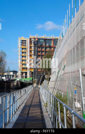 21st November 2015 - Construction works alongside the Regent's Canal as part of the regeneration plan for King's Cross Stock Photo