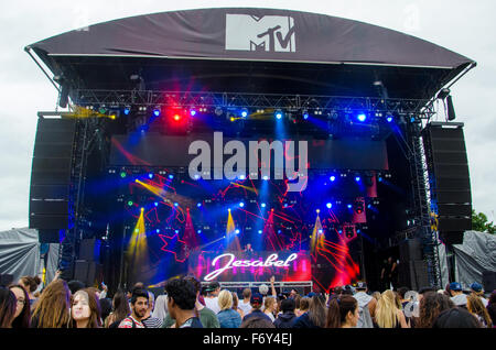 Sydney, Australia. 21st Nov, 2015. Jesabel performed at the 2015 MTV Beats and Eats Music Festival which took place at Parramatta Park in Sydeny's west. Credit:  mjmediabox/Alamy Live News Stock Photo