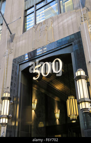 500 Fifth Avenue Entrance, NYC Stock Photo - Alamy