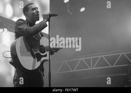 Sydney, Australia. 21st Nov, 2015. Dawin performed at the 2015 MTV Beats and Eats Music Festival which took place at Parramatta Park in Sydeny's west. Credit:  mjmediabox/Alamy Live News Stock Photo