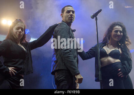 Sydney, Australia. 21st Nov, 2015. Dawin performed at the 2015 MTV Beats and Eats Music Festival which took place at Parramatta Park in Sydeny's west. Credit:  mjmediabox/Alamy Live News Stock Photo