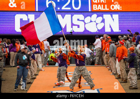 The Clemson Tiger Mascot waves the French national flag in honor of the terrorist attacks in Paris, France before the NCAA college football game between Wake Forest and Clemson on Saturday Nov. 21, 2015 at Memorial Stadium, in Clemson, S.C. Jacob Kupferman/CSM Stock Photo