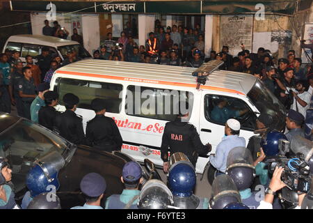 Dhaka, Bangladesh. 22nd November, 2015. Ambulance supposedly carrying the dead bodies of Bangladeshi Nationalist Party leader Salahuddin Quader Chowdhury and Jamaat-e-Islami Secretary General Ali Ahsan Mohammad Mujahid after they were executed for war crimes committed during the 1971 independence war of Bangladesh. Credit:  Mamunur Rashid/Alamy Live News Stock Photo