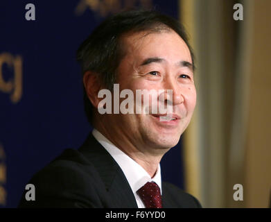 Tokyo, Japan. 20th Nov, 2015. Takaaki Kajita, who has just won the 2015 Nobel Prize in Physics, speaks during a news conference at Tokyos Foreign Correspondents Club of Japan on Friday, November 20, 2015. The 56-year-old director of Institute for Cosmic Ray Research of the University of Tokyo won the physics prize jointly with Arthur B. McDonald of Canada for the discovery of neutrino oscillations, which shows that neutrinos have mass. © Haruyoshi Yamaguchi/AFLO/Alamy Live News Stock Photo