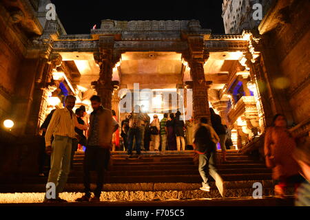 Ahmedabad, India, 21st Nov, 2015. The sounds of tabla, santoor and kartal melted effortlessly with keyboard, guitar and new-age percussion as art met heritage in the vicinity of the 15th century stepwell in Adalaj on Saturday evening. Credit:  NISARGMEDIA/Alamy Live News Stock Photo