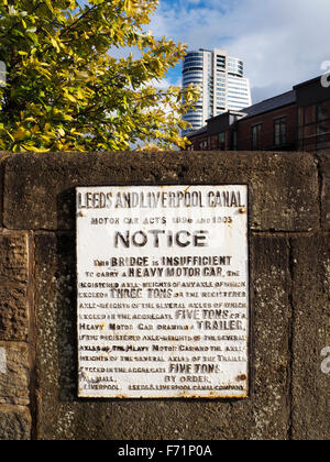 Old sign on the Leeds to Liverpool Canal in Leeds Stock Photo Alamy