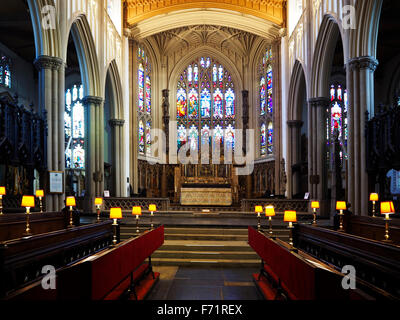 Choir and Altar at Leeds Minster Leeds West Yorkshire England Stock Photo