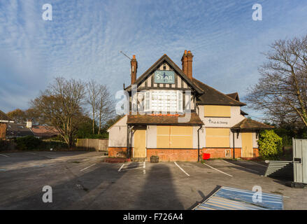 The Star Inn public house, a closed down, boarded up pub in Woking, Surrey, UK awaiting redevelopment Stock Photo