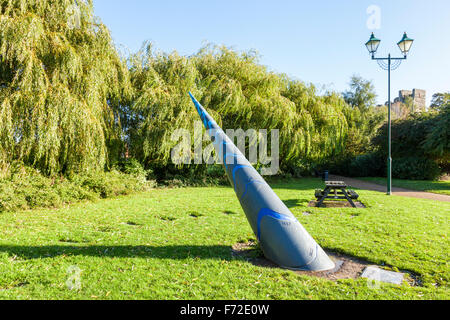 Modern sundial casting a shadow at Riverside Park, Newark on Trent, Nottinghamshire, England, UK Stock Photo