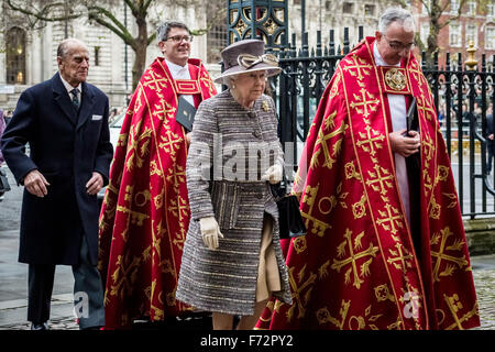 London, UK. 24th November, 2015. The Queen and Duke of Edinburgh arrive for the Tenth General Synod at Westminster Abbey Credit:  Guy Corbishley/Alamy Live News Stock Photo
