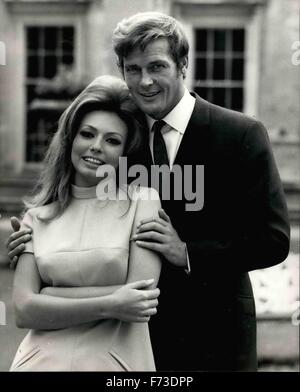 CROSSPLOT - Roger Moore with Claudie Lange while filming the 1969 film ...