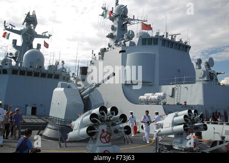 Acapulco, Mexico. 24th Nov, 2015. People visit a ship of the Chinese People's Liberation Army Navy (PLAN) at the port of Acapulco, Mexico, on Nov. 24, 2015. A flotilla of the Chinese People's Liberation Army Navy (PLAN) arrived in the Mexican port of Acapulco on Tuesday to begin a friendly visit. Credit:  Rong Hao/Xinhua/Alamy Live News Stock Photo