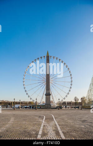 France, Paris, roue de Paris ferris wheel Stock Photo