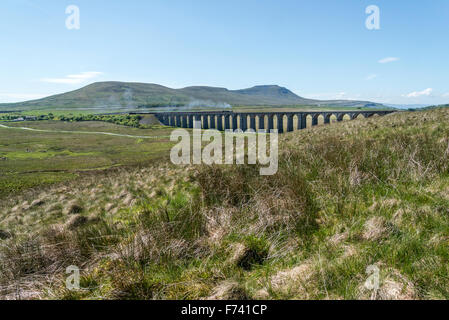 The Fellsman steam train crossing at Ribblehead Viaduct Stock Photo