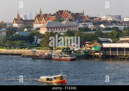 Bangkok Temples view over river Stock Photo