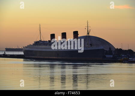 Queen Mary at sunrise Stock Photo