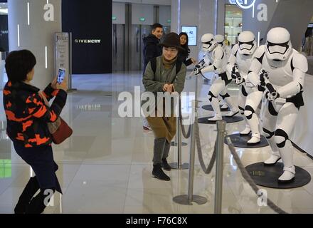 Nov. 26, 2015 - Shanghai, People's Republic of China - Custumers taking photos with Stormtroopers original size in Shanghai at IAPM Shopping Mall. Credit:  Marcio Machado/ZUMA Wire/Alamy Live News Stock Photo