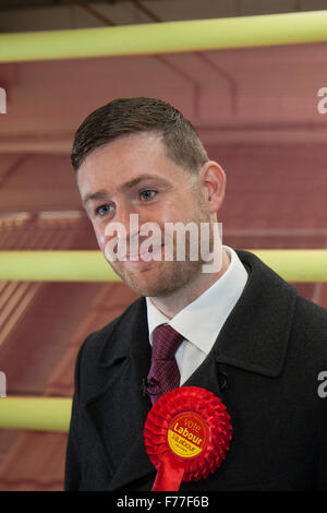 Royton, Manchester, UK. 26th November, 2015. Labour party candidate for Oldham West & Royton, Cllr James ‘Jim’ McMahon OBE FRSA, meets and greets students from Oldham College as part of his campaign for the hotly contested Oldham West and Royton by-election on 3 December 2015.  Cllr McMahon was asked questions about the procurement of future funding for education projects & guarantees for the safety and security of residents of Oldham. Credit:  Cernan Elias/Alamy Live News Stock Photo