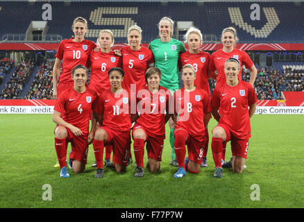 Schauinsland-Reisen-Arena, Duisburg, Germany. 26th Nov, 2015. Womens International Friendly. Germany versus England. England's starting eleven. Credit:  Action Plus Sports/Alamy Live News Stock Photo