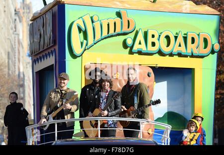 Plain White T's,Tom Higgenson in attendance for Macy's Thanksgiving Day Parade 2015, Manhattan, New York, NY November 26, 2015. Photo By: Kristin Callahan/Everett Collection Stock Photo