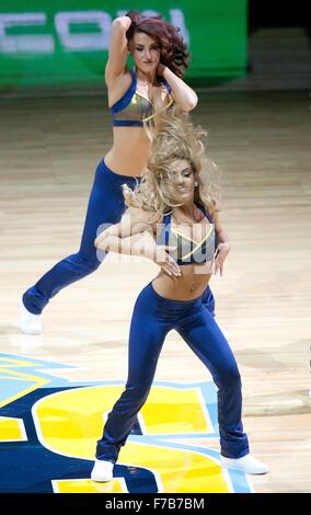 Denver, Colorado, USA. 27th Nov, 2015. The Denver Nuggets Dancers entertain the packed house during the 1st. Half at the Pepsi Center Friday night. Spurs beat the Nuggets 91-80. Credit:  Hector Acevedo/ZUMA Wire/Alamy Live News Stock Photo