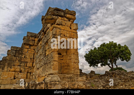 Remains at the ancient Roman settlement of Hierapolis above Pamukkale near Denizli, Turkey. Stock Photo