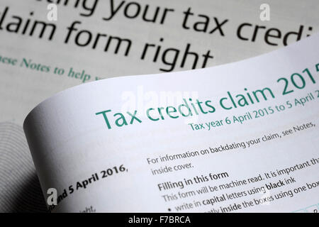 TAX CREDITS CLAIM FORM RE WORKING TAX CREDIT WELFARE BENEFITS  PENSIONS LOW INCOME FAMILY HMRC INLAND REVENUE MINIMUM WAGE UK Stock Photo