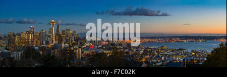 Seattle Washington Skyline from famous Kerry Park Stock Photo - Alamy