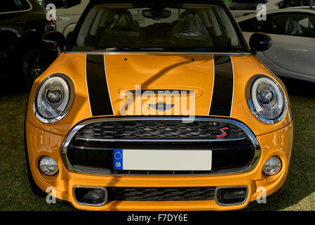 Original MINI Miniature Cooper S F56 1:18 VOLCANIC ORANGE