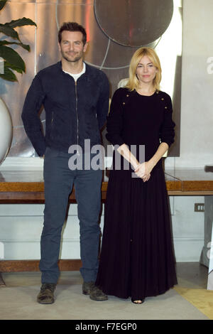 'Burnt' photocall at Hotel De Russie in Rome  Featuring: Bradley Cooper, Sienna Miller Where: Rome, Italy When: 28 Oct 2015 Stock Photo